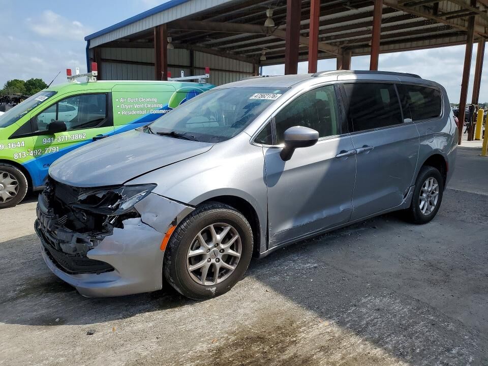 2021 CHRYSLER Voyager