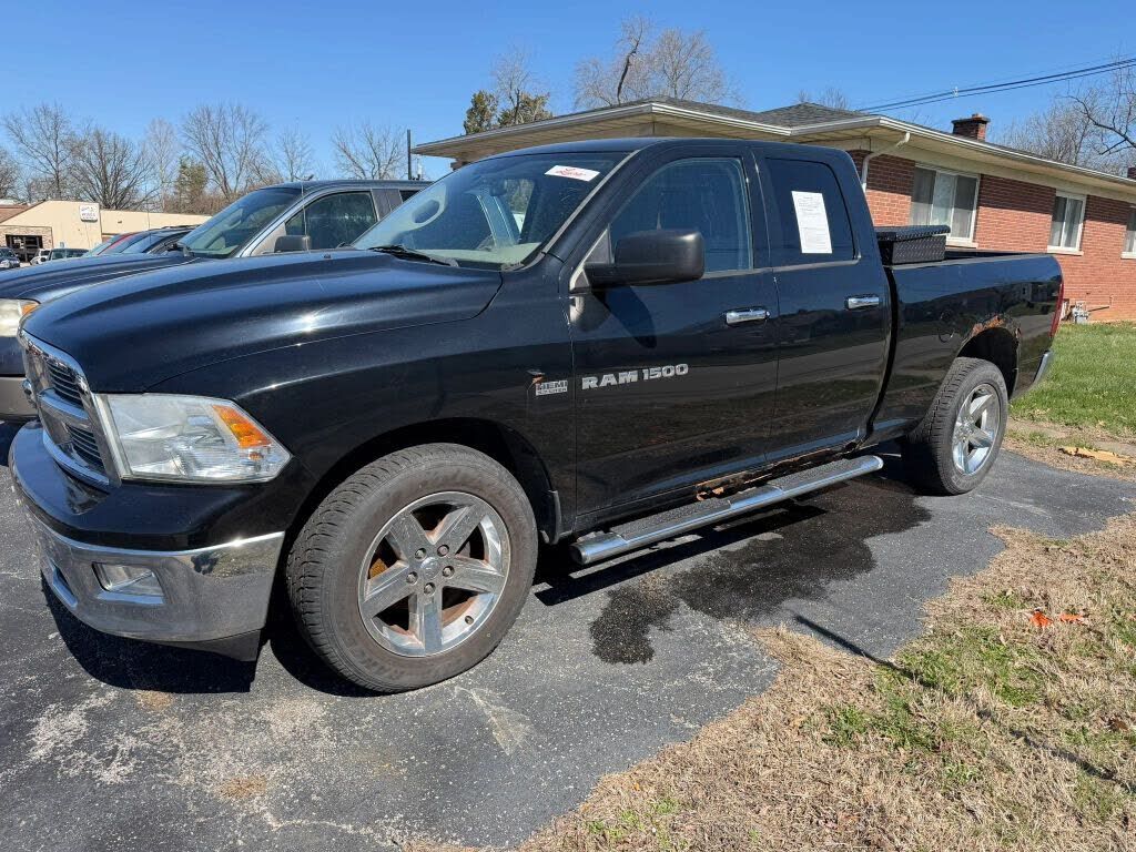 2012 DODGE Ram