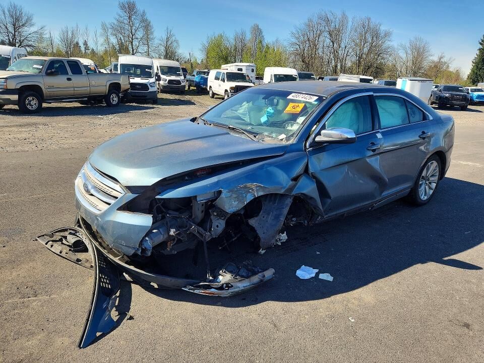 2010 FORD Taurus
