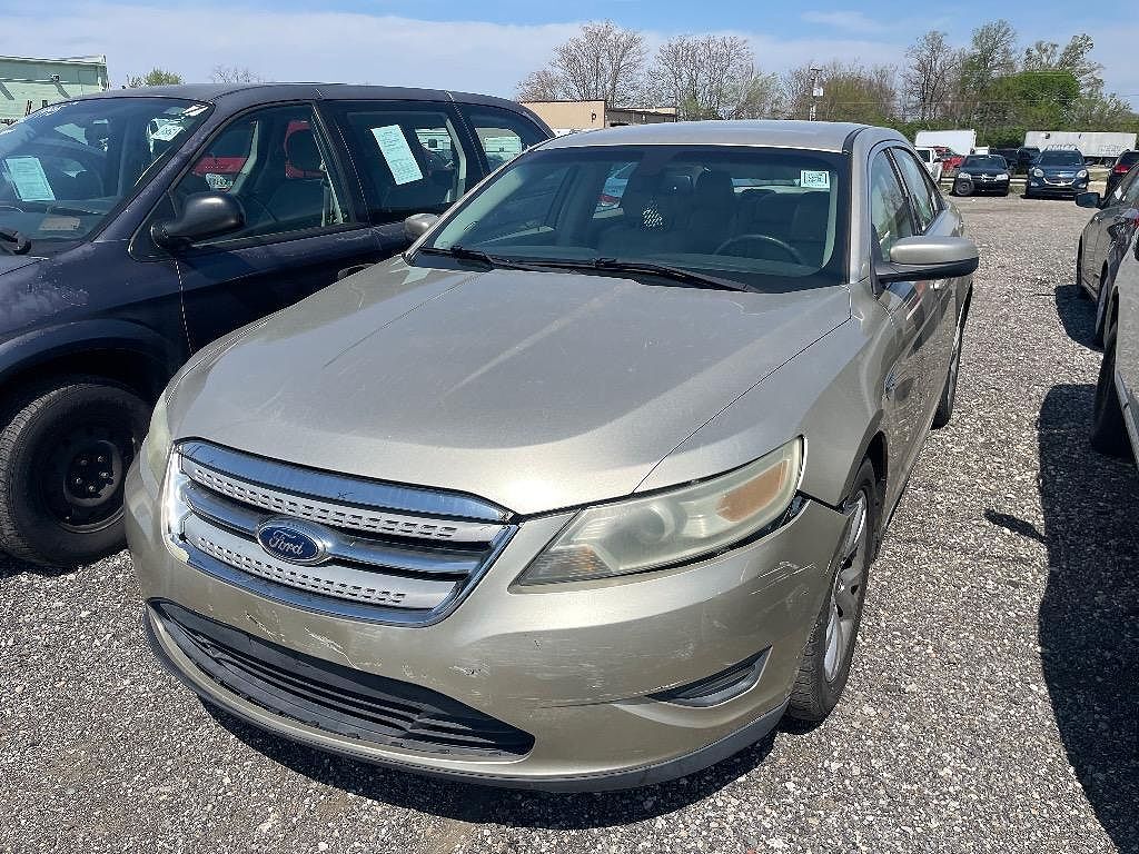 2011 FORD Taurus