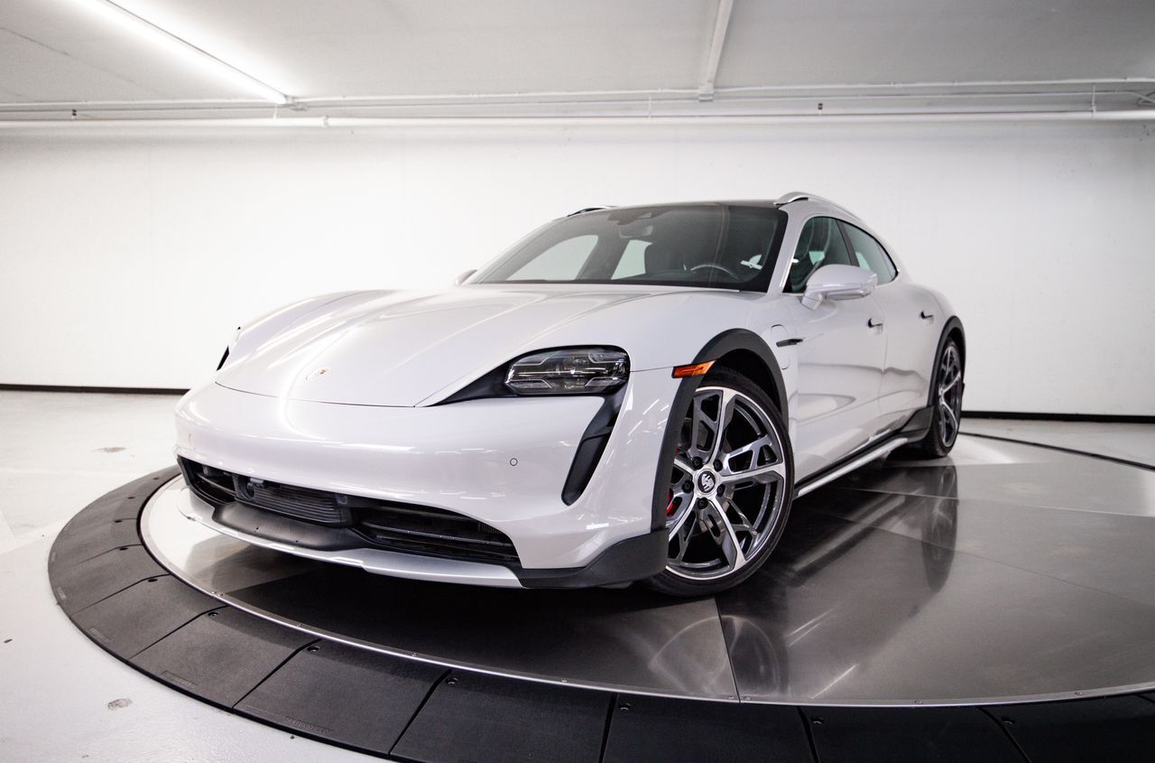 2024 PORSCHE Taycan