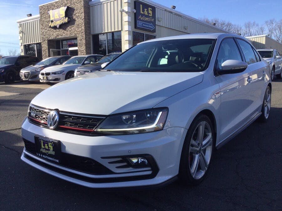 2017 VOLKSWAGEN Jetta