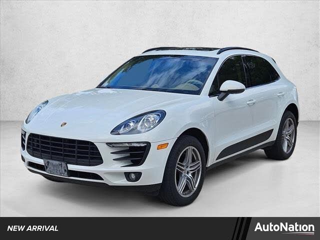 2015 PORSCHE Macan