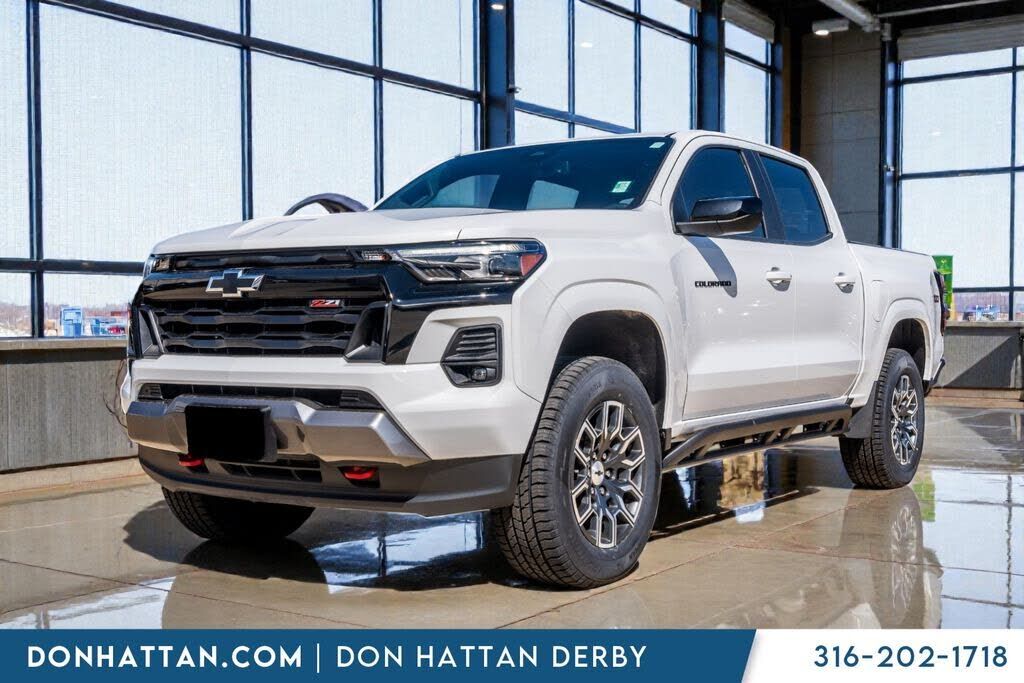 2023 CHEVROLET Colorado