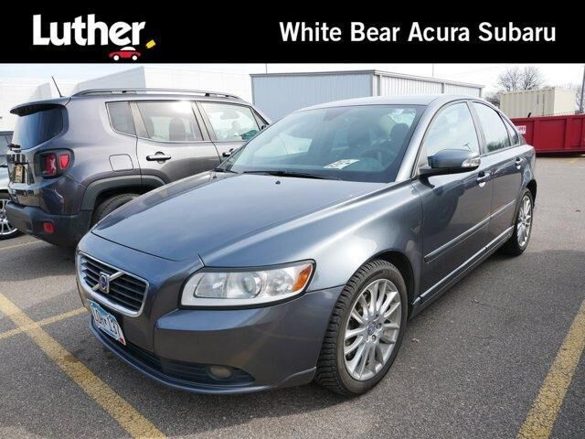 2010 VOLVO S40