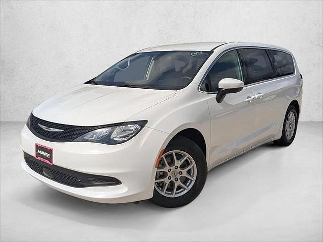 2022 CHRYSLER Voyager