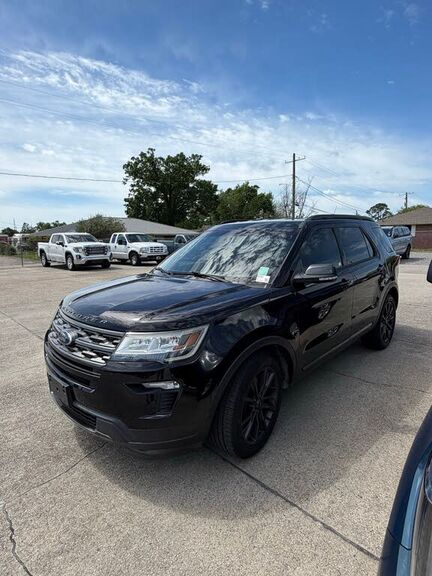 2018 FORD Explorer
