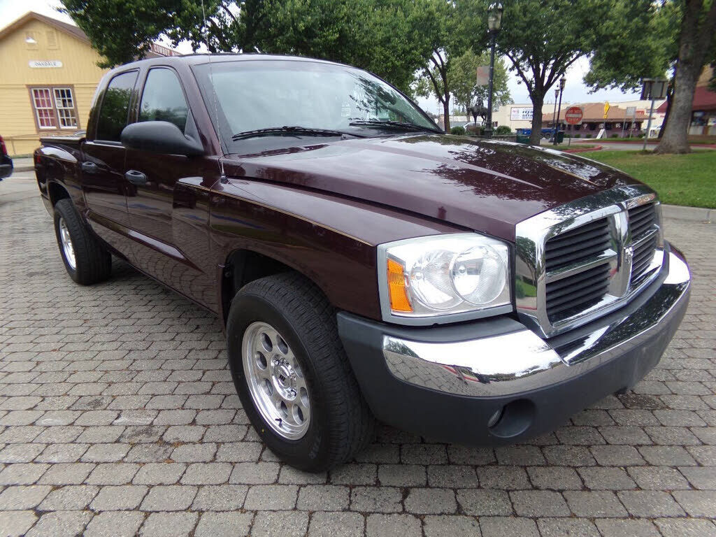 2005 DODGE Dakota