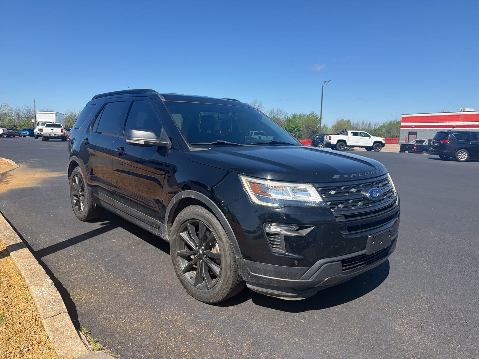 2018 FORD Explorer