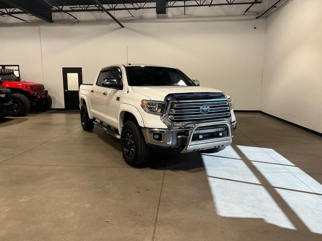 2018 TOYOTA Tundra