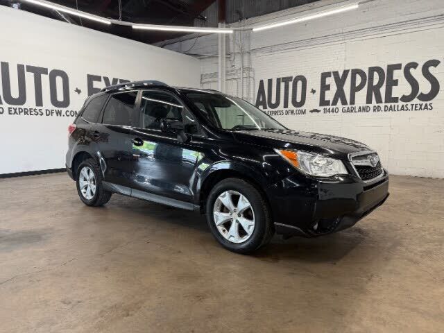 2014 SUBARU Forester