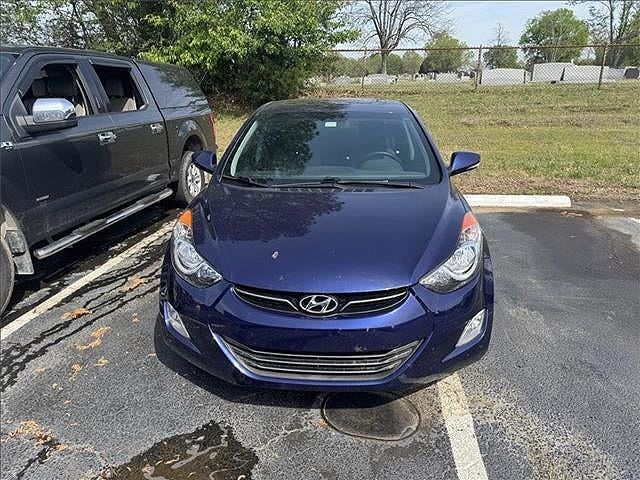 2013 HYUNDAI Elantra