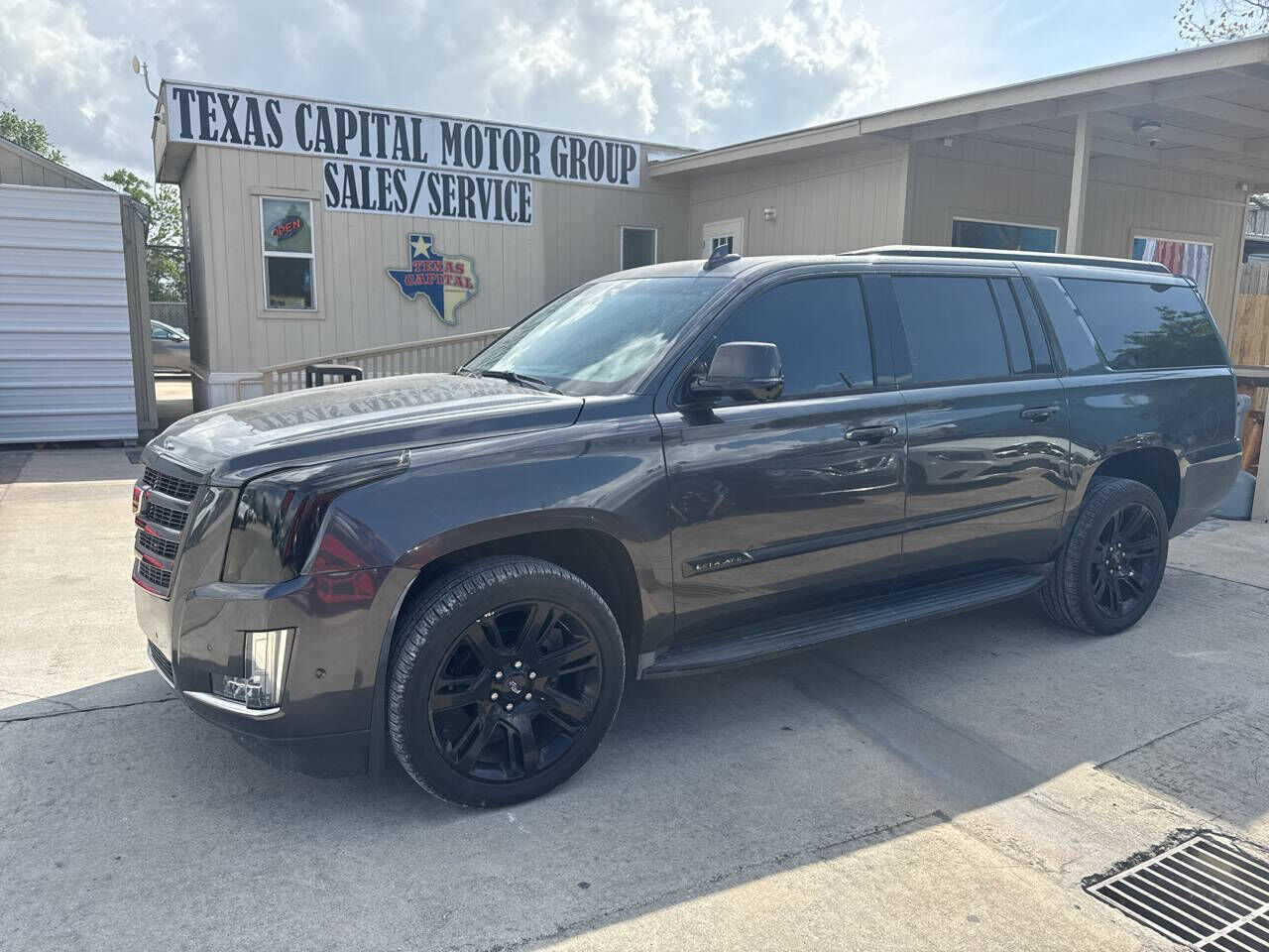 2016 CADILLAC Escalade