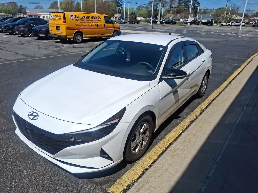 2021 HYUNDAI Elantra