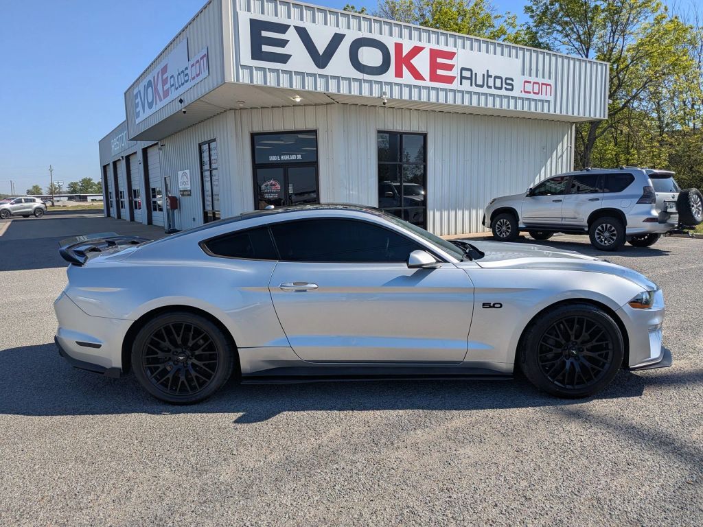 2018 FORD Mustang