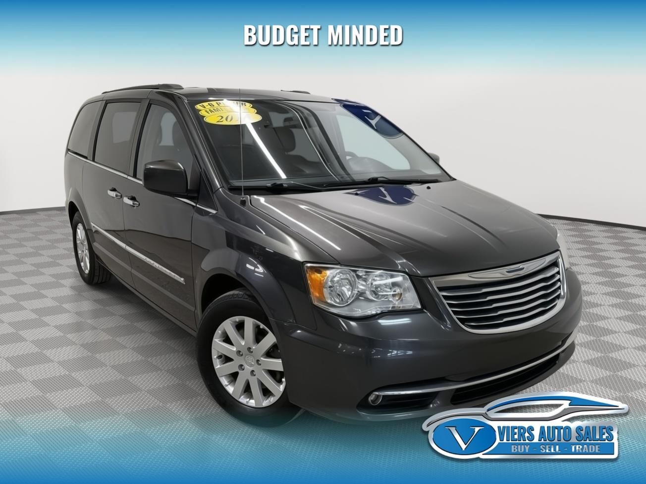 2016 CHRYSLER Town and Country