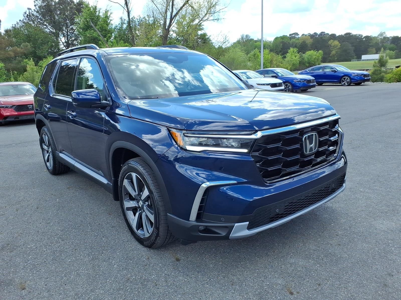 2025 HONDA Pilot