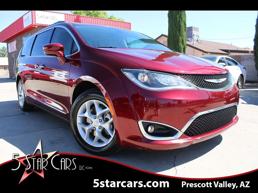 2017 CHRYSLER Pacifica