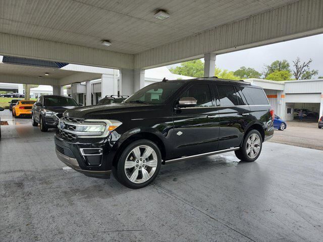 2022 FORD Expedition