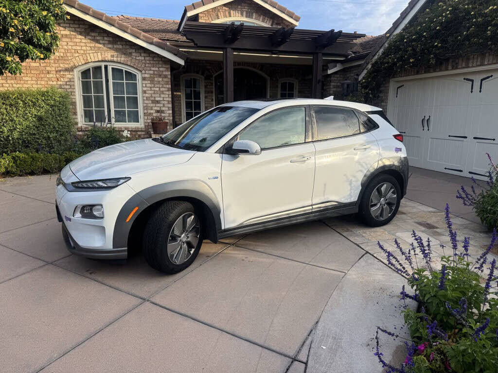 2019 HYUNDAI Kona