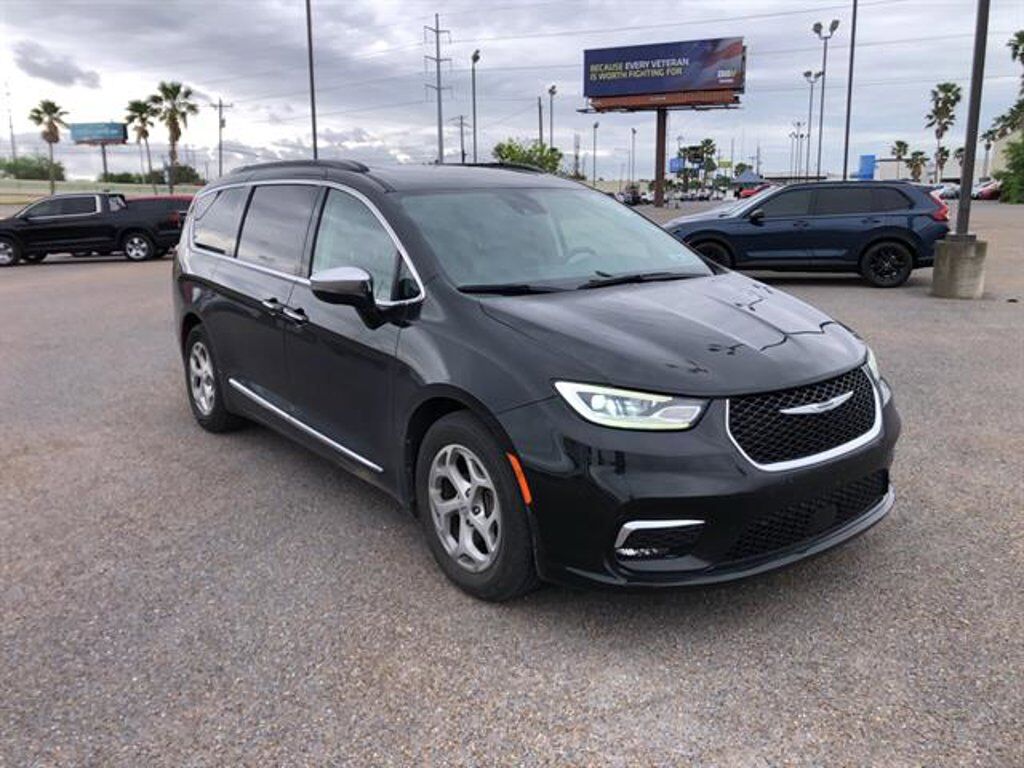 2023 CHRYSLER Pacifica