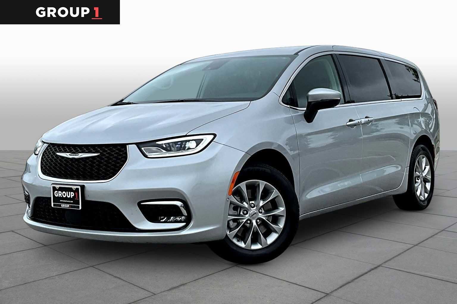 2023 CHRYSLER Pacifica