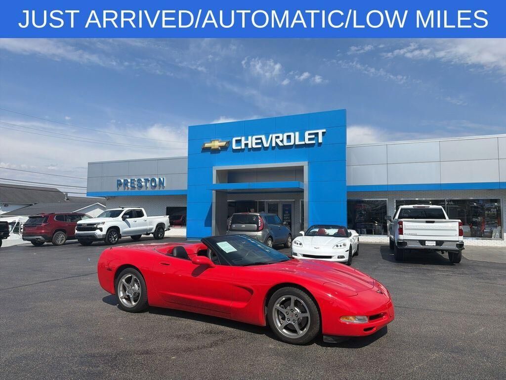 2004 CHEVROLET Corvette