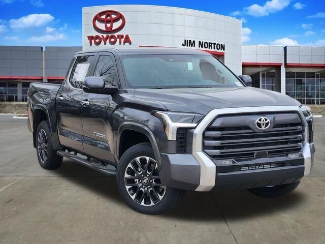 2026 TOYOTA Tundra