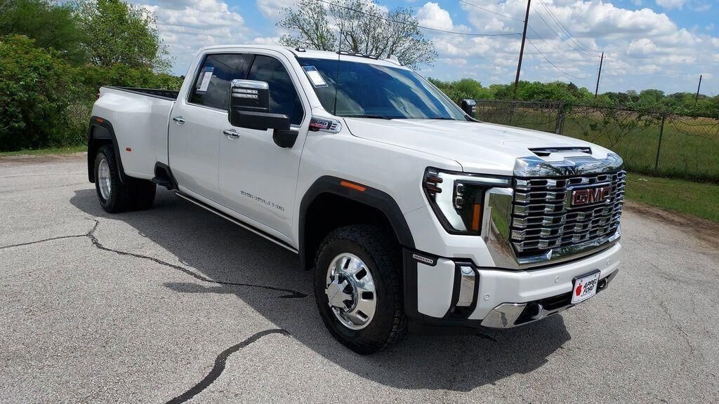 2025 GMC Sierra HD