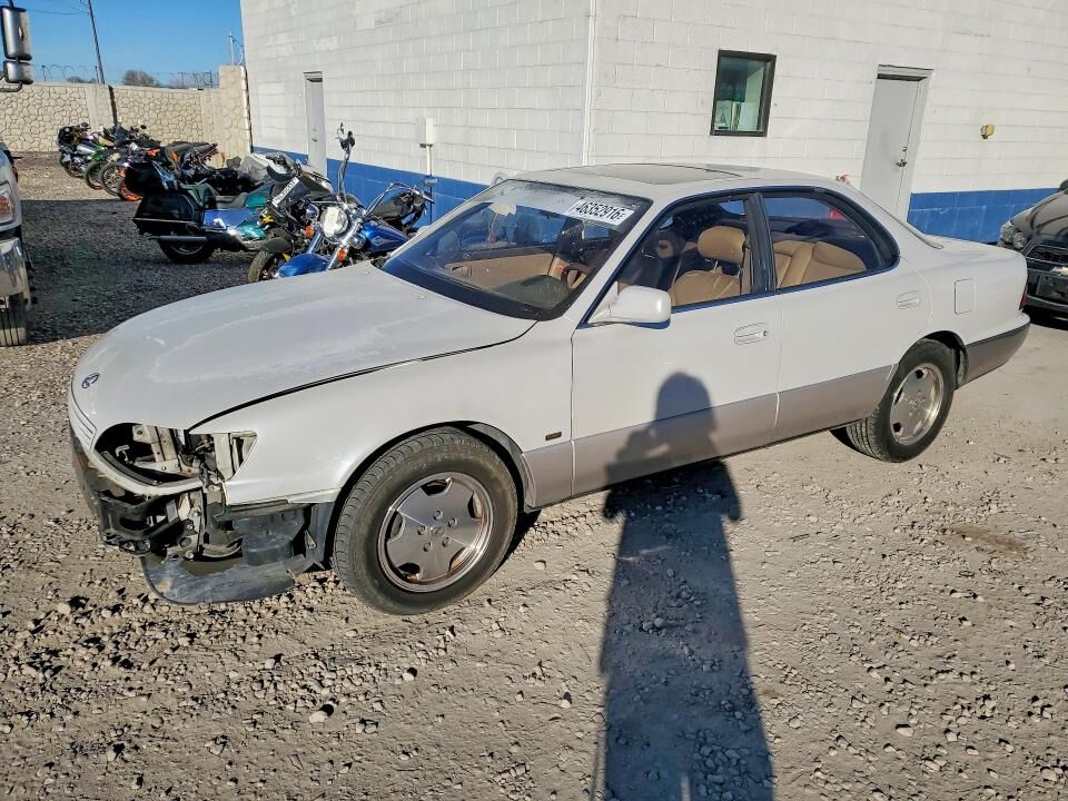 1996 LEXUS ES