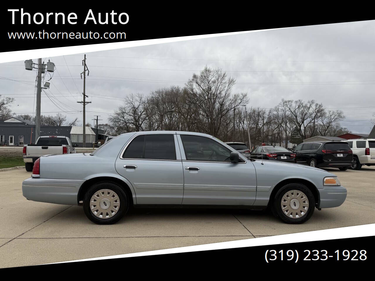2003 FORD Crown Victoria