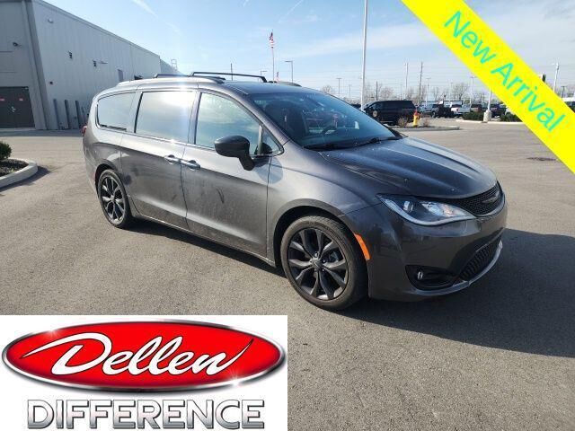 2019 CHRYSLER Pacifica