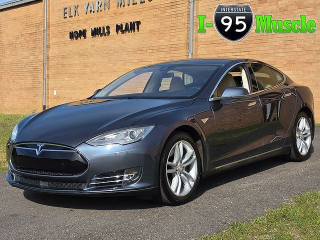 2014 TESLA Model S