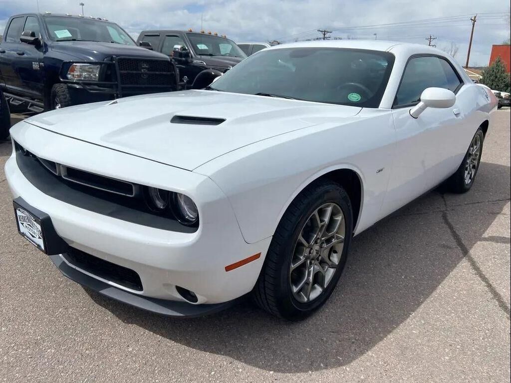 2017 DODGE Challenger