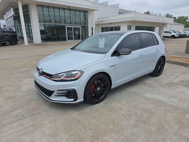 2021 VOLKSWAGEN Golf GTI