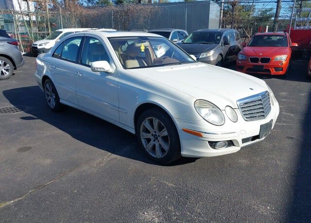 2009 MERCEDES-BENZ E-Class
