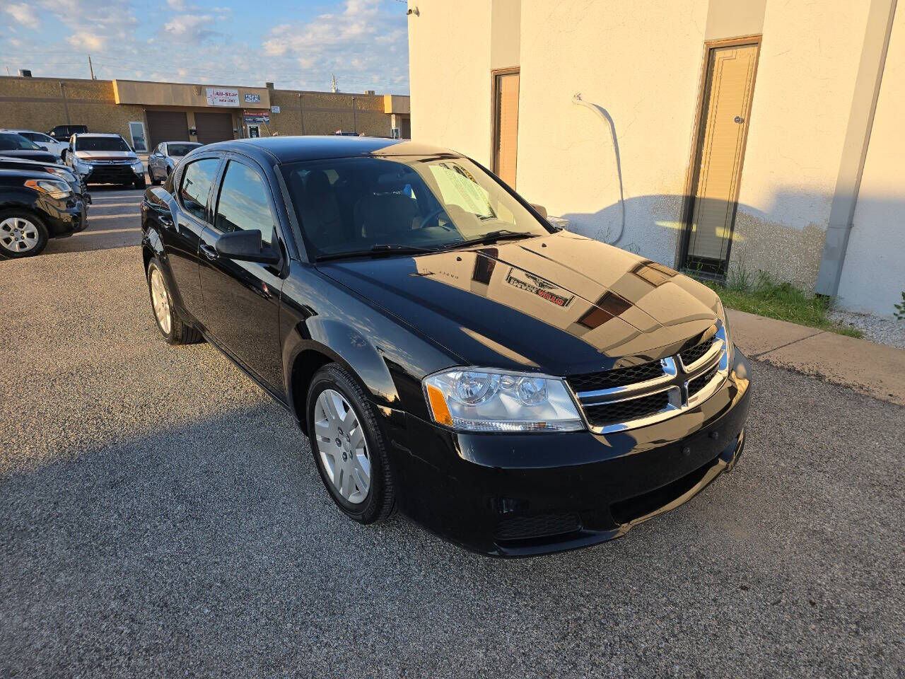 2014 DODGE Avenger