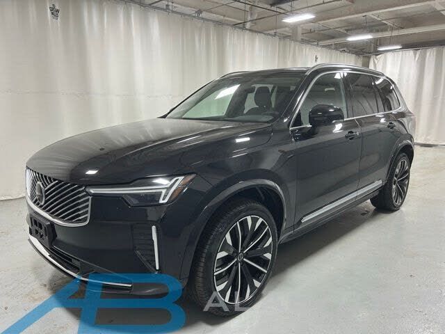 2025 VOLVO XC90