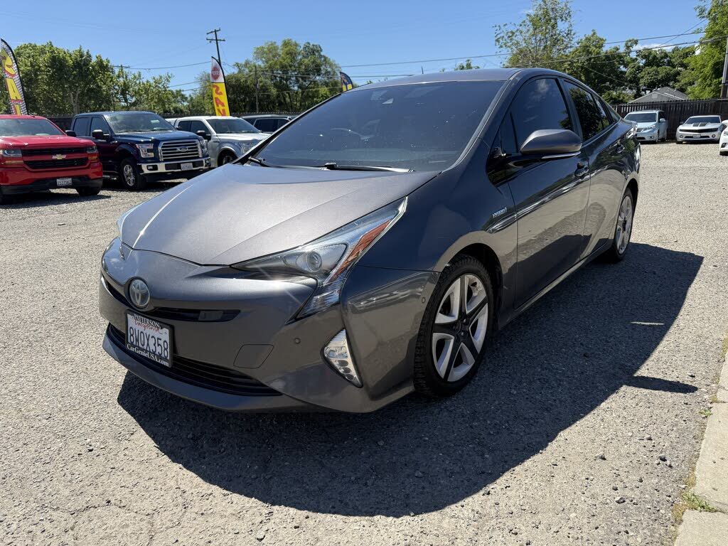 2018 TOYOTA PRIUS