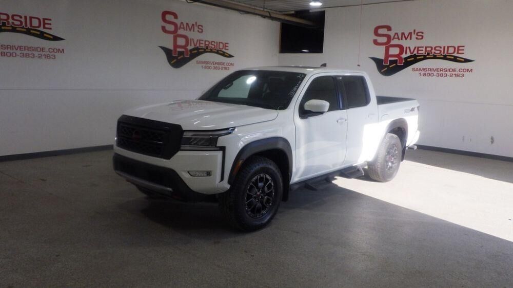 2023 NISSAN Frontier