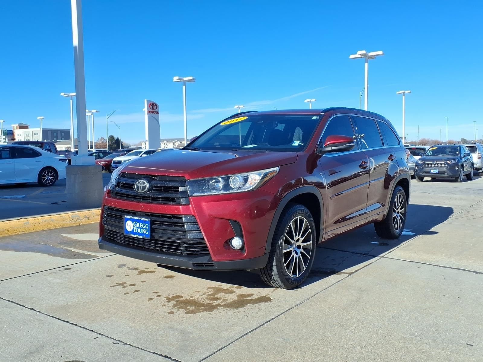 2017 TOYOTA Highlander