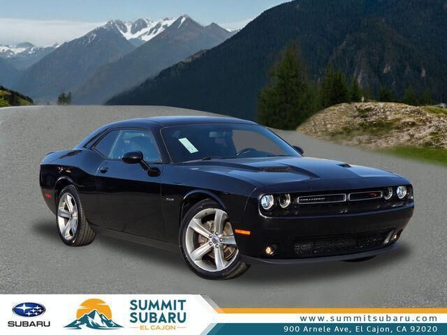2017 DODGE Challenger
