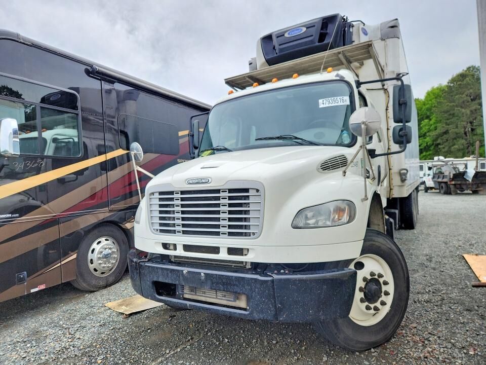 2019 FREIGHTLINER M2