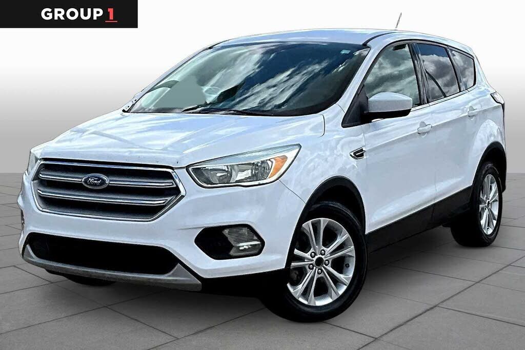 2017 FORD Escape