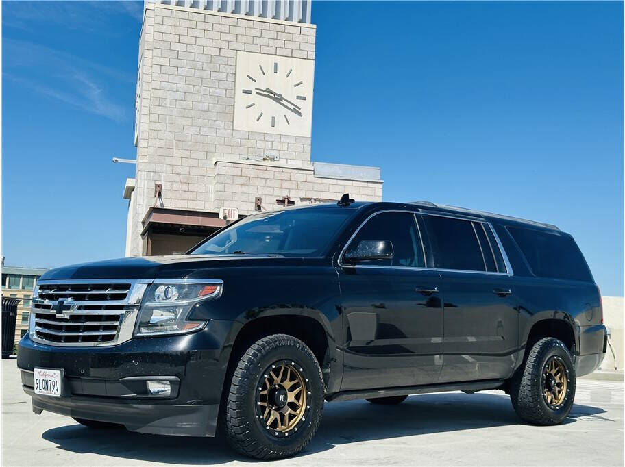 2015 CHEVROLET Suburban