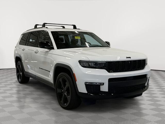 2022 JEEP Grand Cherokee