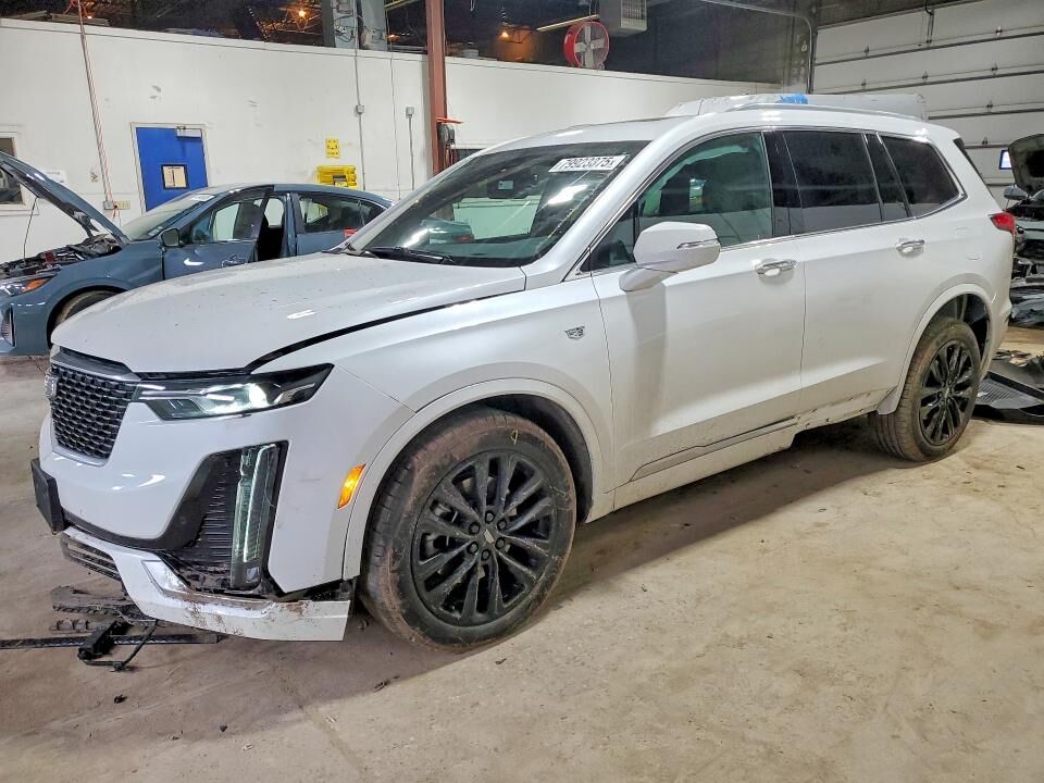 2025 CADILLAC XT6
