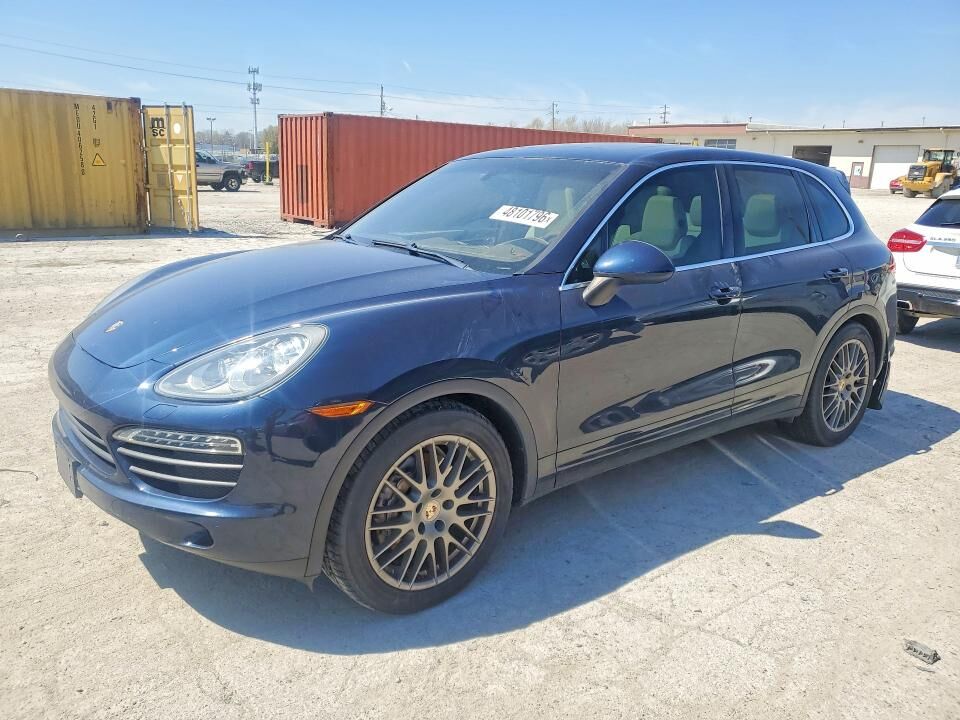 2013 PORSCHE Cayenne