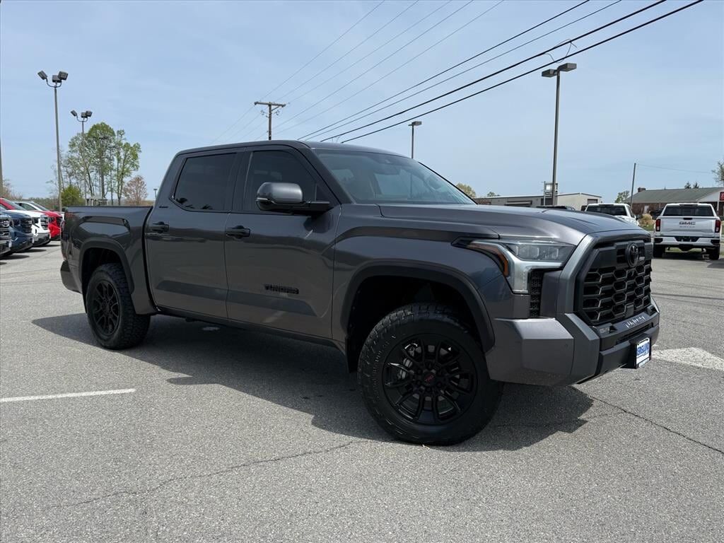 2023 TOYOTA Tundra
