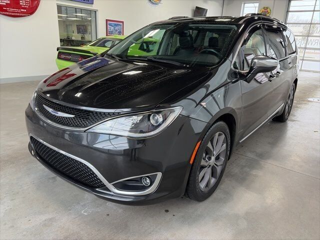 2019 CHRYSLER Pacifica